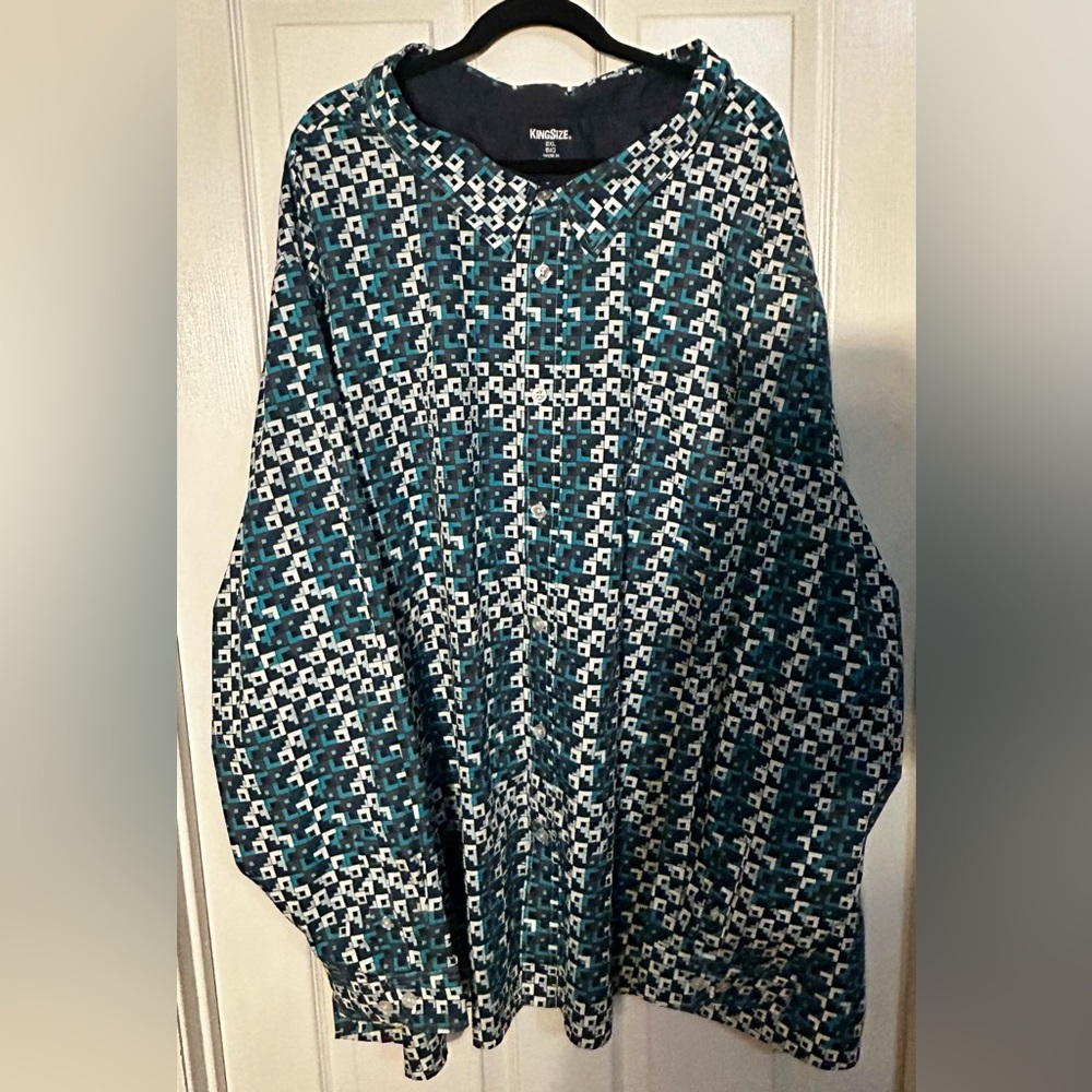 King Size Patterned Teal And White Button Down Sh… - image 1